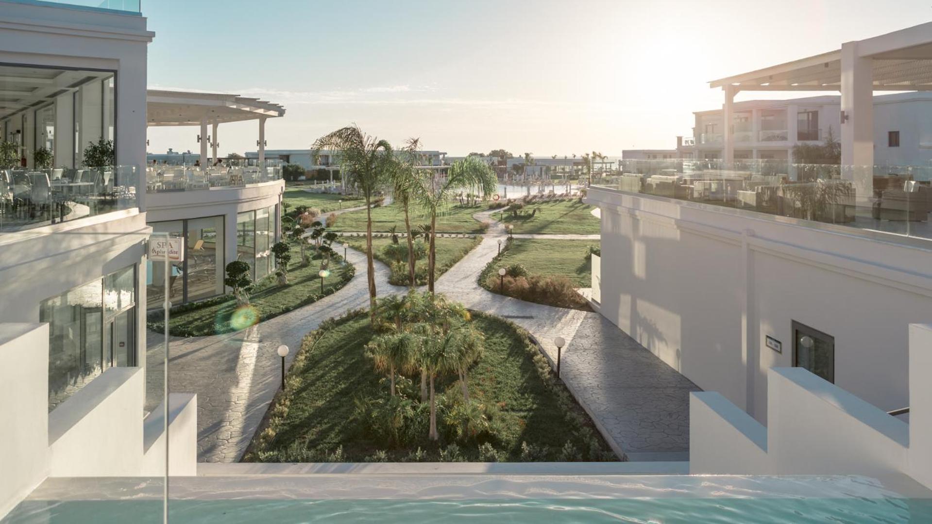 Asterias Beach Resort أفانتو المظهر الخارجي الصورة