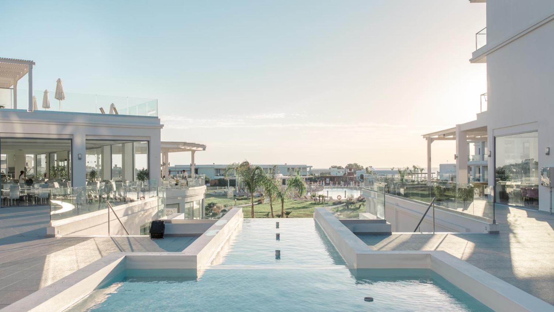 Asterias Beach Resort أفانتو المظهر الخارجي الصورة
